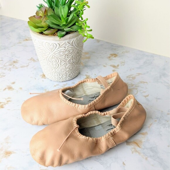 American Ballet Theatre Baby Pink Leather Ballet Slippers - Picture 4 of 9